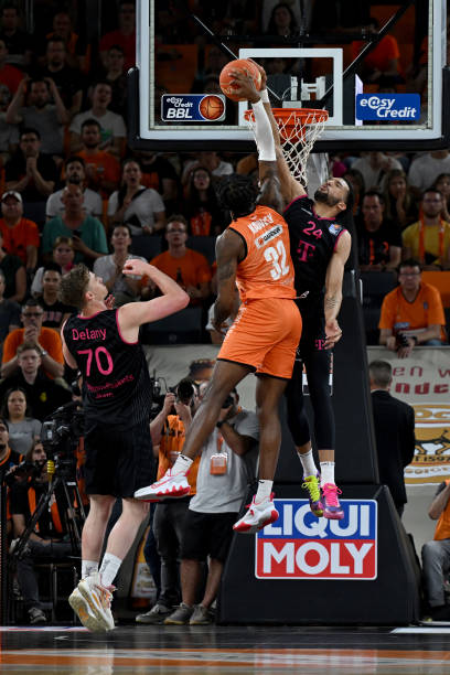 突破还是中 突破还是中