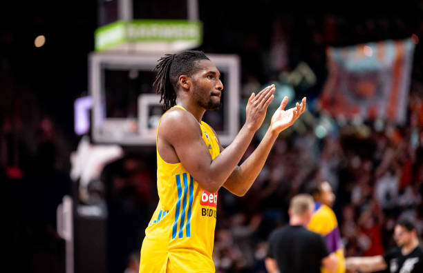 中在冲击篮 中在冲击篮