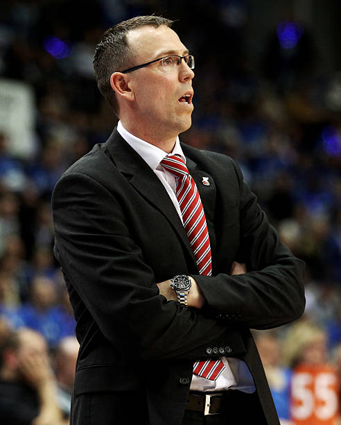 易受到压力 易受到压力